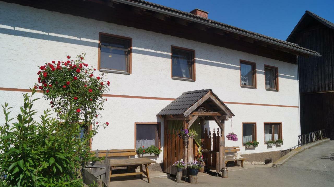Ferienwohnung Auf Einem Richtigen Bauernhof Finkenstein am Faaker See Экстерьер фото